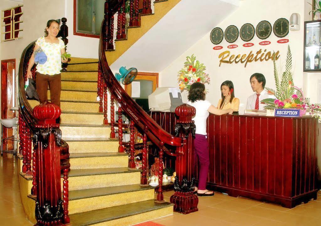 Nhu Phu Hotel Hue Esterno foto