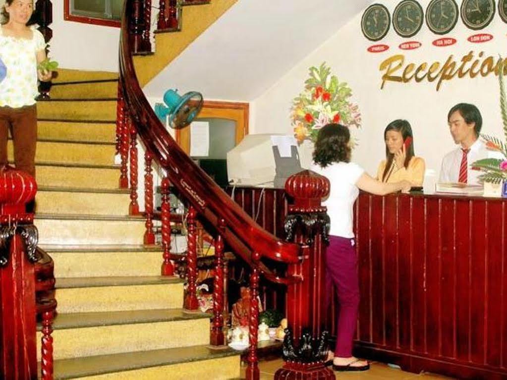 Nhu Phu Hotel Hue Esterno foto